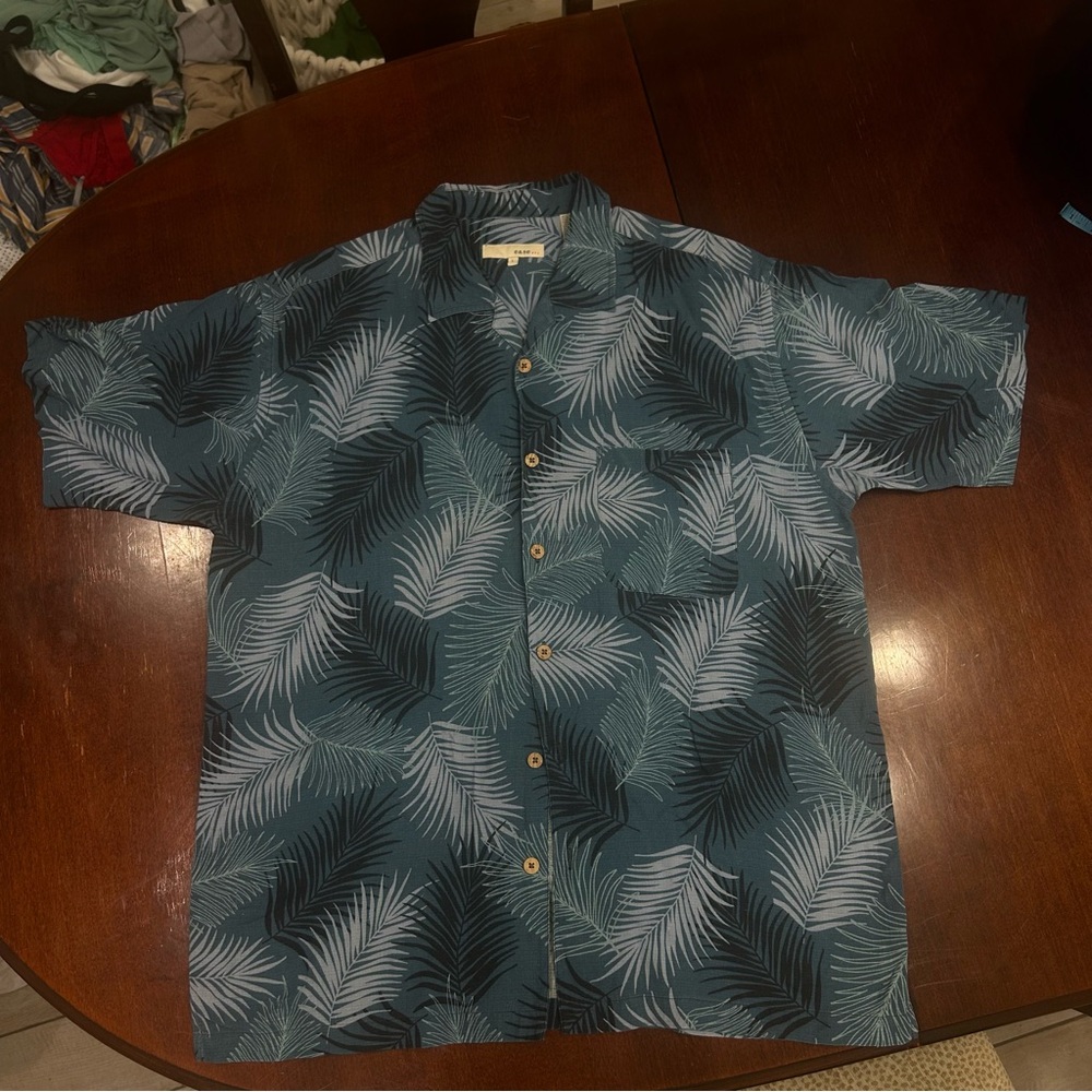 EASE 100% silk hawaiian short sleeve button down shirt 
men’s XL